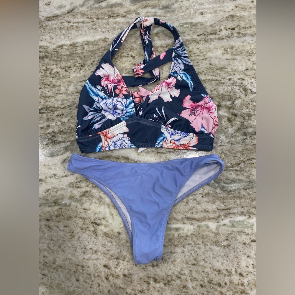 VENUS DD Floral Halter Bikini Top with Lilac Bottoms small
